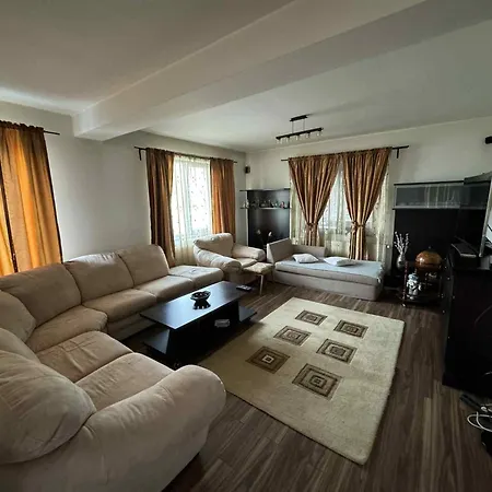 Луксозна вила Promenada House *