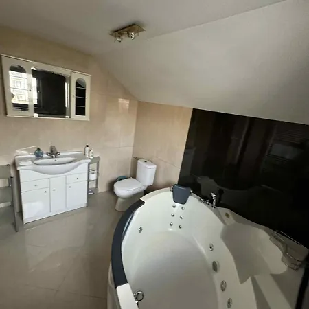 Луксозна вила Promenada House